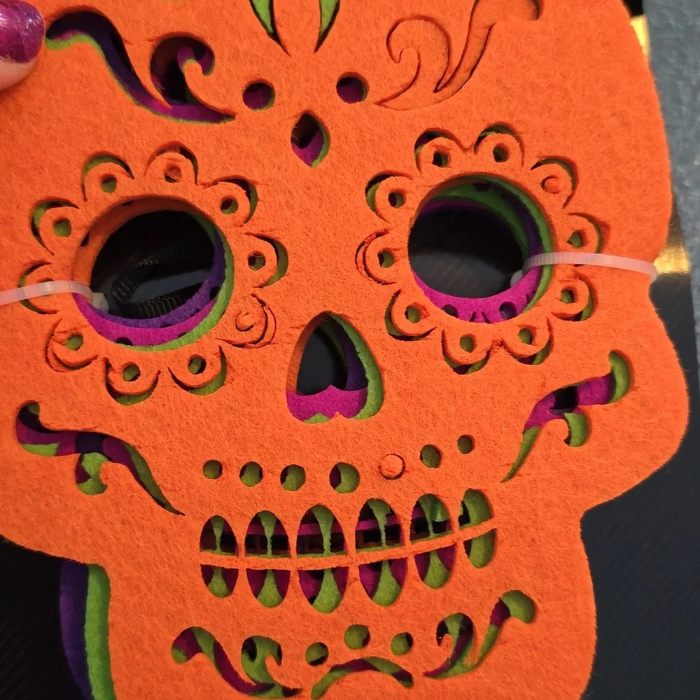 Way to Celebrate! Colourful Sugar Skull Halloween Garland - 6 ft. - NWT